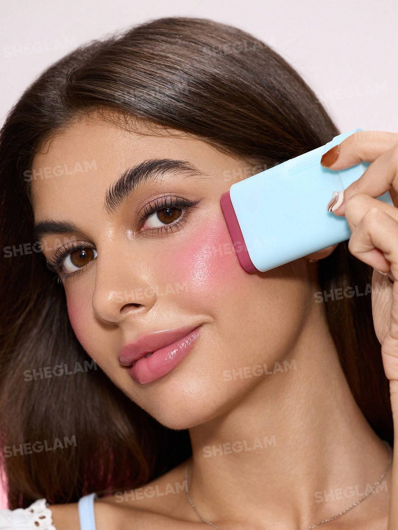 Rubor en Barra Glass Glow Blush Stick SHEGLAM