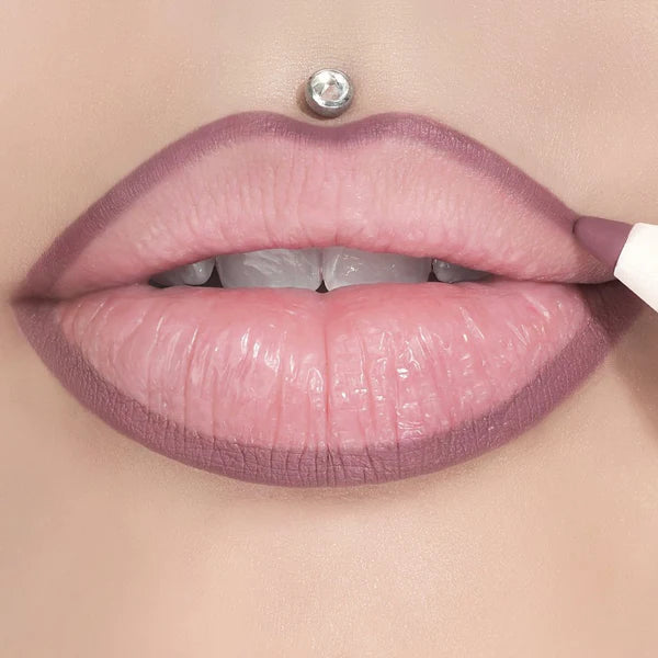 Lapiz delineador Jeffree Star  Velour Lip Liner