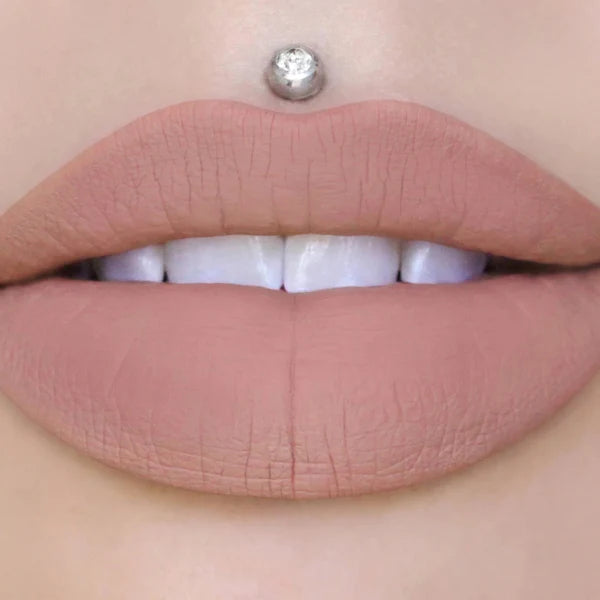Lapiz delineador Jeffree Star  Velour Lip Liner