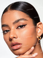 Lápiz delineador de ojos multifunción para líneas y detalles, color negro sheglam