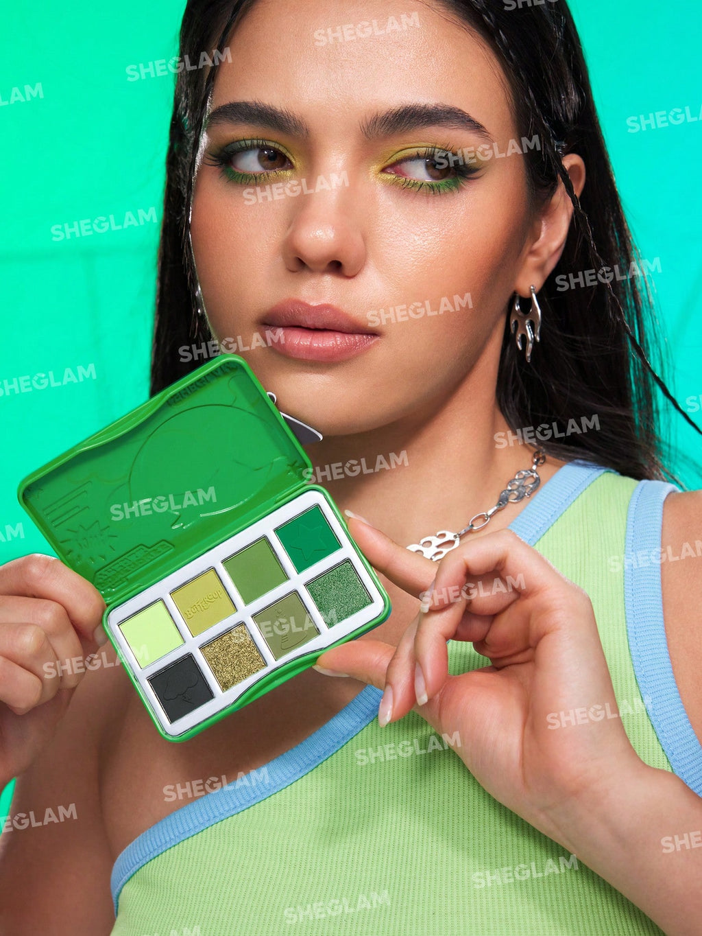 Las Chicas Superpoderosas X SHEGLAM Paleta de sombras de Las Chicas Bellota